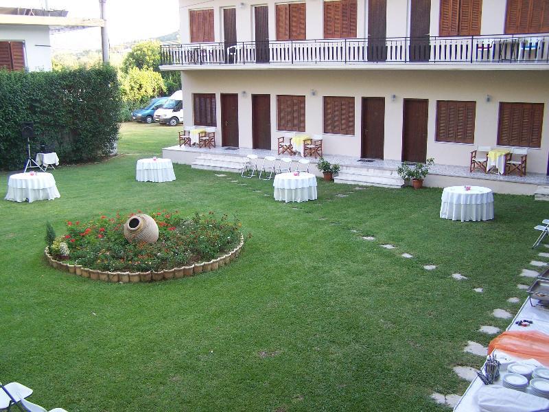 Avaton Hotel Lygourio Exterior foto